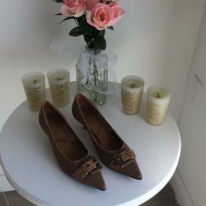 Tahari Heels